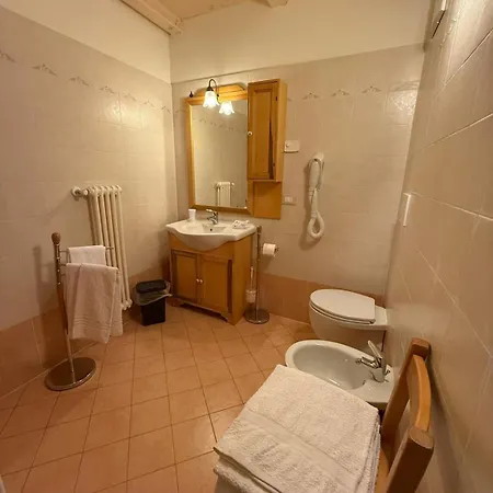 Hotel Garni Sella Cipriani Borgo Valsugana